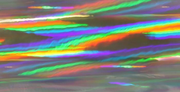Holographic-Film-700x360